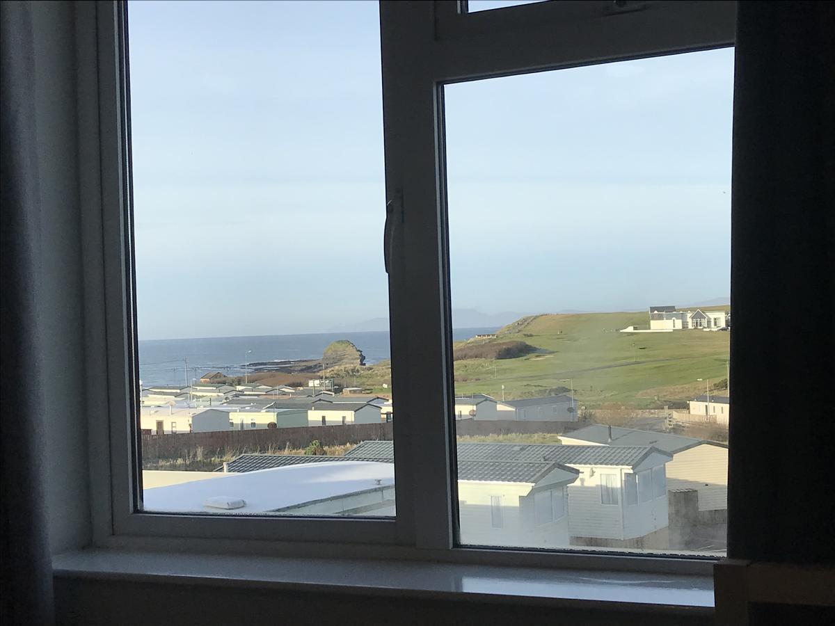Rougey Lodge Hostel Bundoran Bagian luar foto