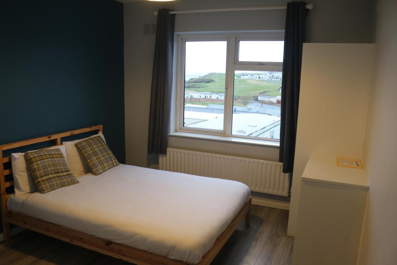 Rougey Lodge Hostel Bundoran Bagian luar foto